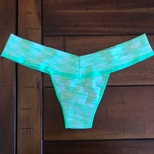 NWT✨ PINK Victoria’s Secret Seamless Thong